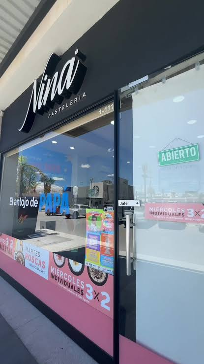 Fachada de Sucursal Senderos de Nina Pastelería